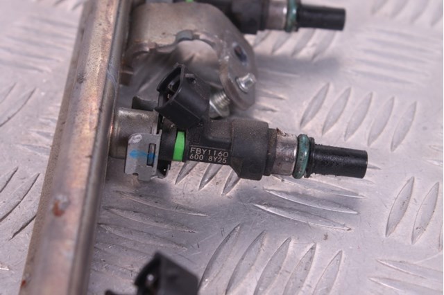 Форсунка дизельная в сборе FBY1160 NISSAN
