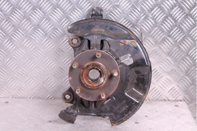 Кулак поворотный левый GHR12612XB MAZDA