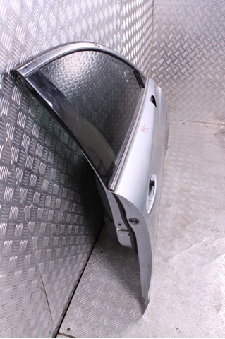 Пассажирская передняя дверь GHY05802XJ MAZDA