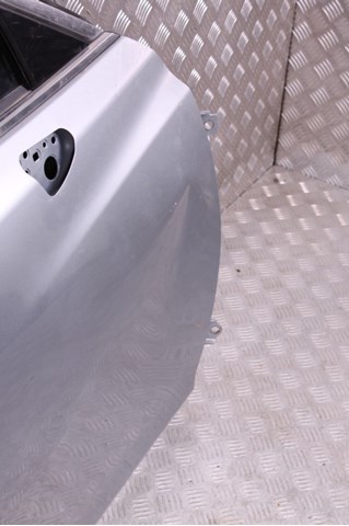 GHY05802XJ Mazda Дверь передняя правая