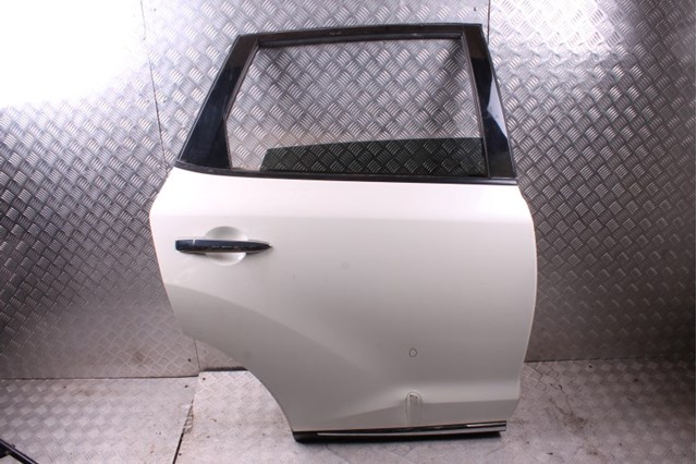H210M1AAAA NISSAN Дверь задняя правая купить в Черкассы