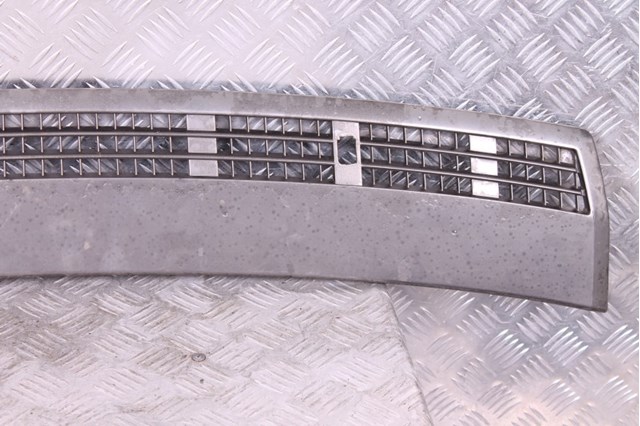 JAB000011LPO LAND ROVER Решетка капота купить в Кривой Рог