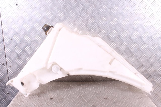 Бачок омывателя стекла LR037565 LAND ROVER