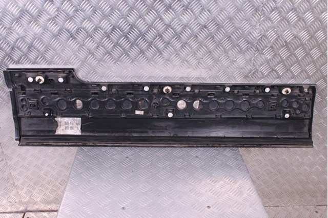 LAND ROVER LR038845 Молдинг двери передней правой нижний в наличии Киев