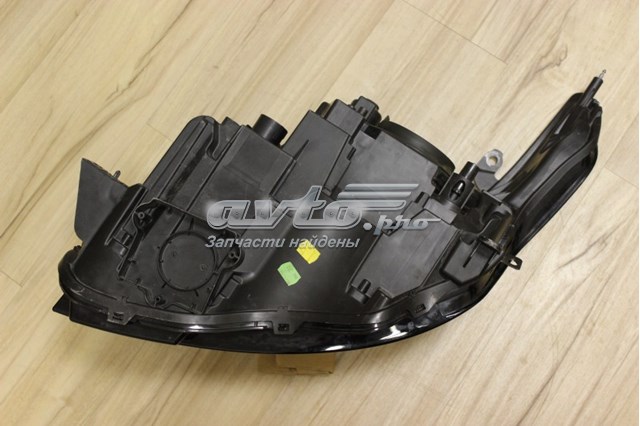 LAND ROVER LR040673 Фара правая в наличии Киев