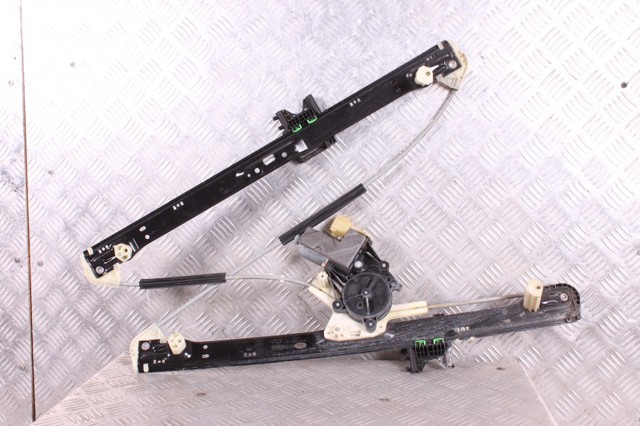  Механизм стеклоподъемника правой задней двери LR057340 LAND ROVER