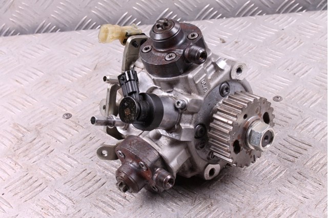 Насос топливный высокого давления LR058160 LAND ROVER