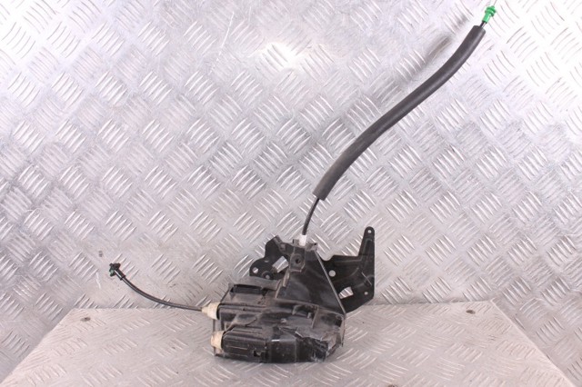 Замок двери задней правой LR078746 LAND ROVER