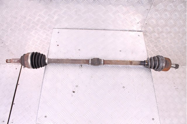Привод передний правый MR580732 MITSUBISHI