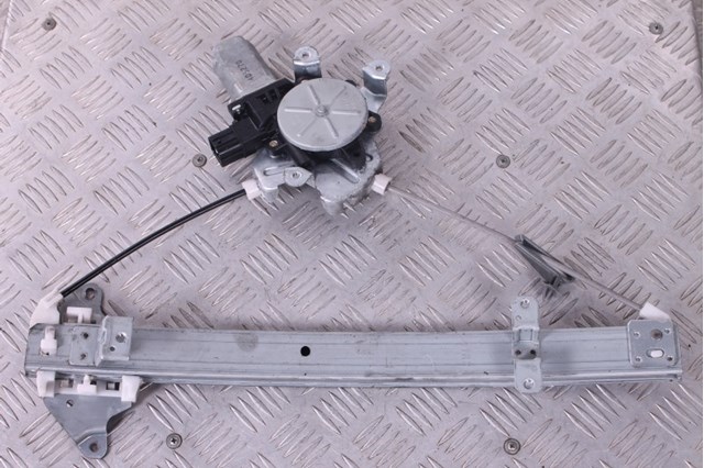  Механизм стеклоподъемника правой задней двери MR991330 MITSUBISHI