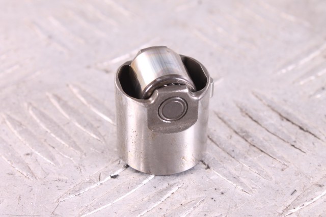 PE0112615 MAZDA купить в Ужгород
