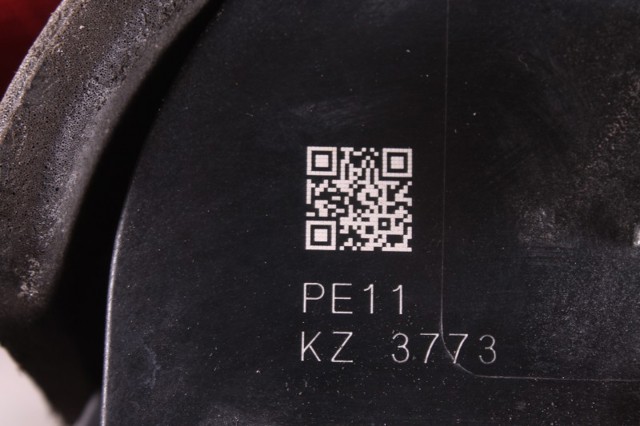 PE1113100B MAZDA Впускной коллектор купить в Кривой Рог