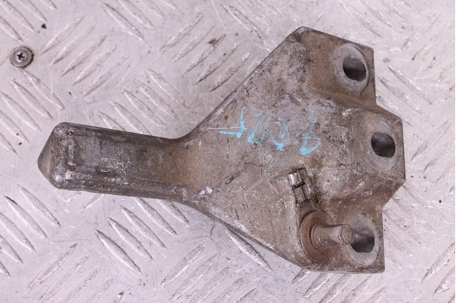 LAND ROVER QVU500340 Кронштейн насоса ГУР в наличии Сумы