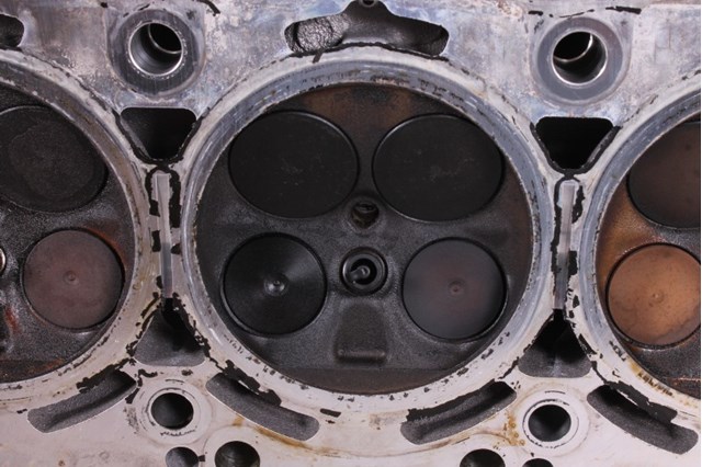 R2760162400 MERCEDES купить в Ирпень