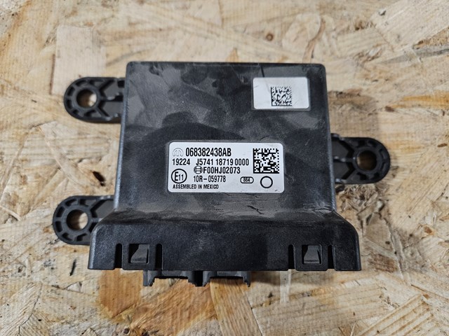 068382438AB 002 Блок управления зажиганием jeep cherokee гарантия