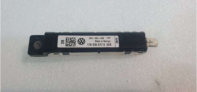 17A035577E Підсилювач антени vw jetta mk7