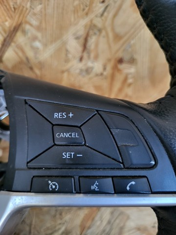 255506FL1A Кнопки керування на кермі nissan rogue фото 2