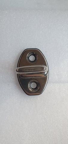 3C0837033B Петля-зацеп (ответная часть) замка двери задней