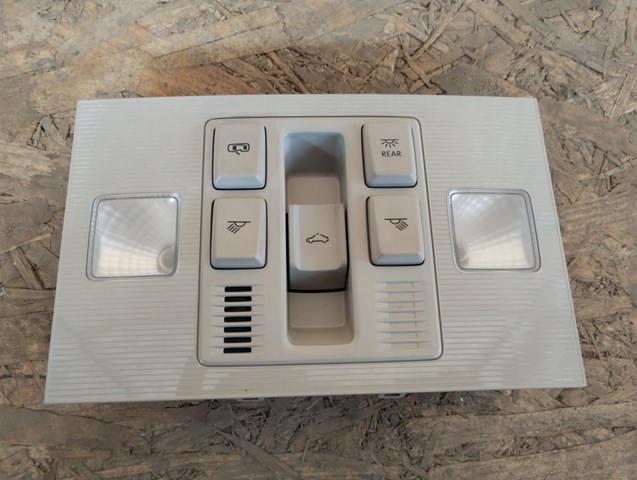 3CN947105AQAW Плафон под люк JEtta mk7