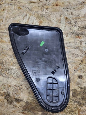 561839915 Заглушка дверей vw passat b9