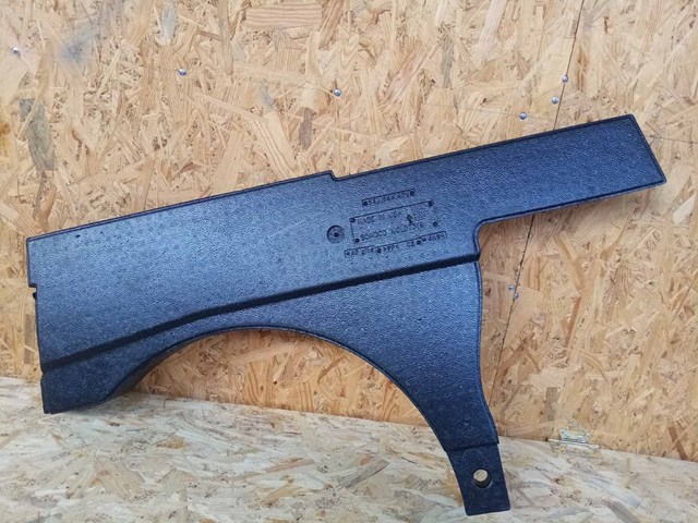 561864471 Пінопласт багажника VW Passat B9