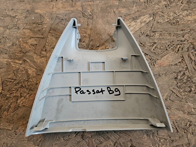 561868437 Накладка зеркала Passat b8 b9 usa