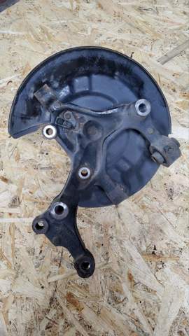 5C0505436B Цапфа со ступицей задняя правая VW Passat 20-22 с кожухом