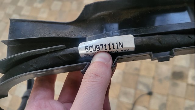 5CU971111N Проводка рулевой рейки Passat b8