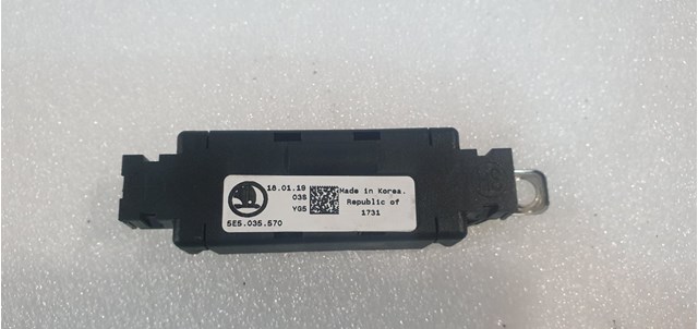 5E5035570 Подавитель помех антенны с vw jetta 7
