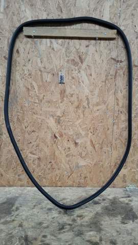 5NN867912A9B9 Уплотнитель резина двери багажника VW Tiguan 18-24