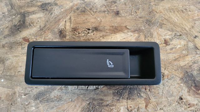 5NN885671B Ручка сидения