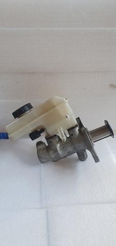 Бачок главного тормозного цилиндра Volkswagen Passat B8