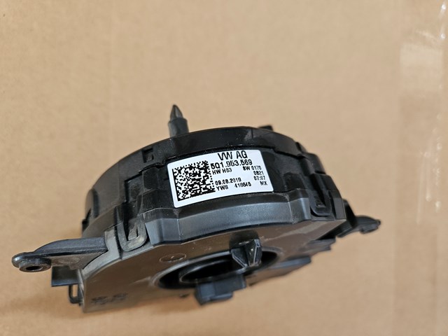 5Q1953569 шлейф руля Jetta mk7 2019-