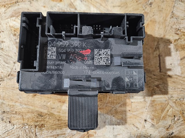 5Q4959392K 009 Блок керування дверима jetta/Tiguan