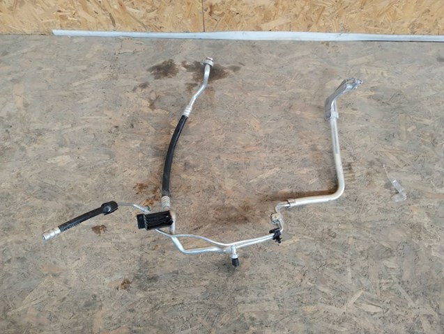 5QM816738A Трубка кондиционера jetta mk7