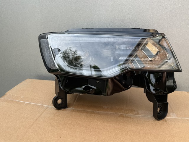 68266649AA Фари Full Led Jeep Grand Cherokee 2017-2021 , продаж тільки парою, супер якість фото 2