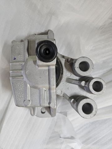 68299468AC подушка двигуна JEEP COMPASS