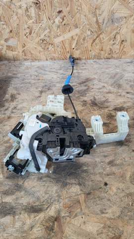 81310AA000 Замок двери передней левой Hyundai Elantra 21-23