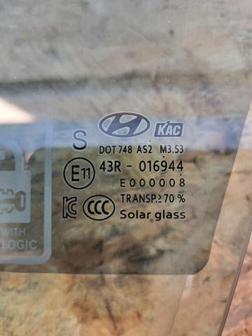 82410J9020 Скло дверей передньої лівої hyundai kona фото 2