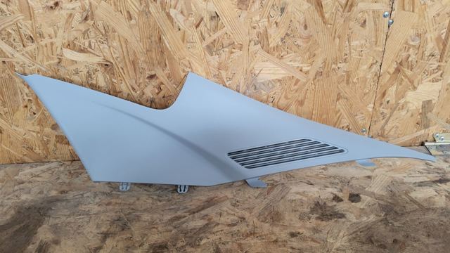 85860AB000TVN Накладка задней стойки верхняя правая Hyundai Elantra 21-23