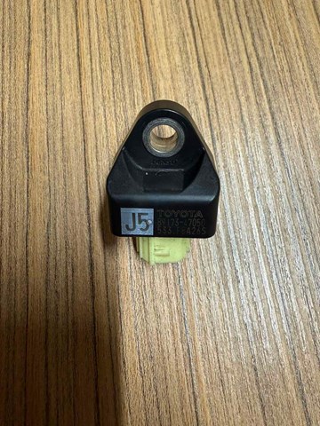 Датчик Айрбег передний 8917347050 TOYOTA