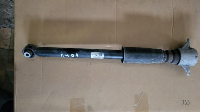 8W0513028T Амортизатор задній Audi A4 B9 в зборі гарний стан гарантія