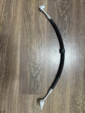 8W0816721BC нова аналог  трубка кондиціонера AUDI A4 B9 A5 F5
