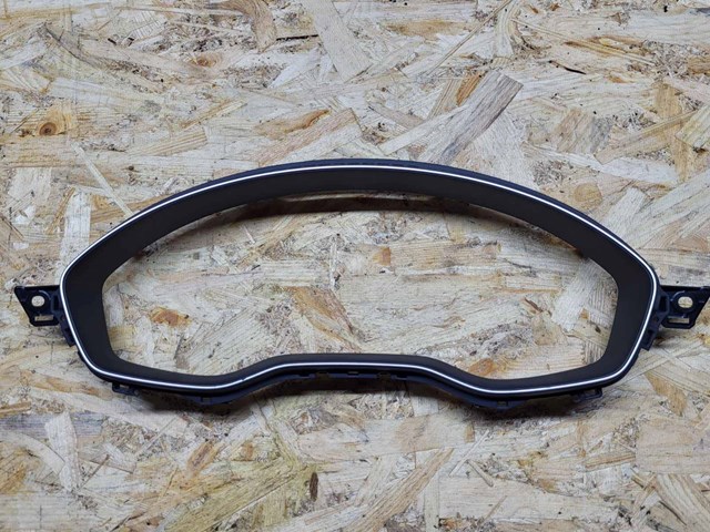 8W0857115 Рамка щитка приборной панели
