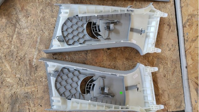 8W0867294 регулировка ремня безобасности Audi a4 b9