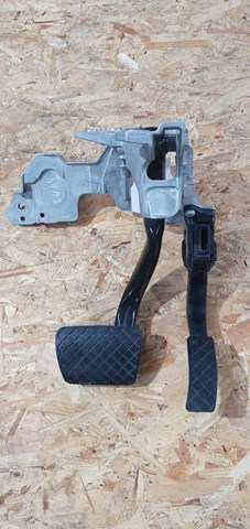 8W1723523 Педаль газа (акселератора) AUDI A4 b9 Q5