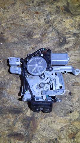 Замок крышки багажника 905001CA1B NISSAN