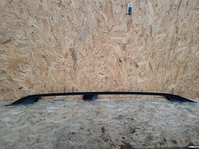 91151SJ000 Рейлинг продольный правый Subaru Forester 19-21 SK, черный