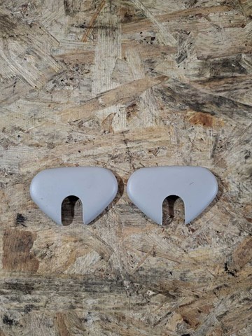 92073AJ00AME Кришка кріплення сонцезахисного козирка