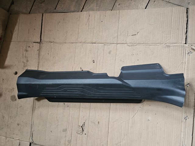 94060AN10A Накладка порога Subaru legacy outback b16